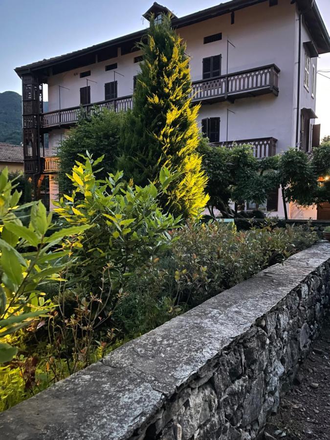 Dimora Fiorita Senior My Holiday Home Varallo Luaran gambar