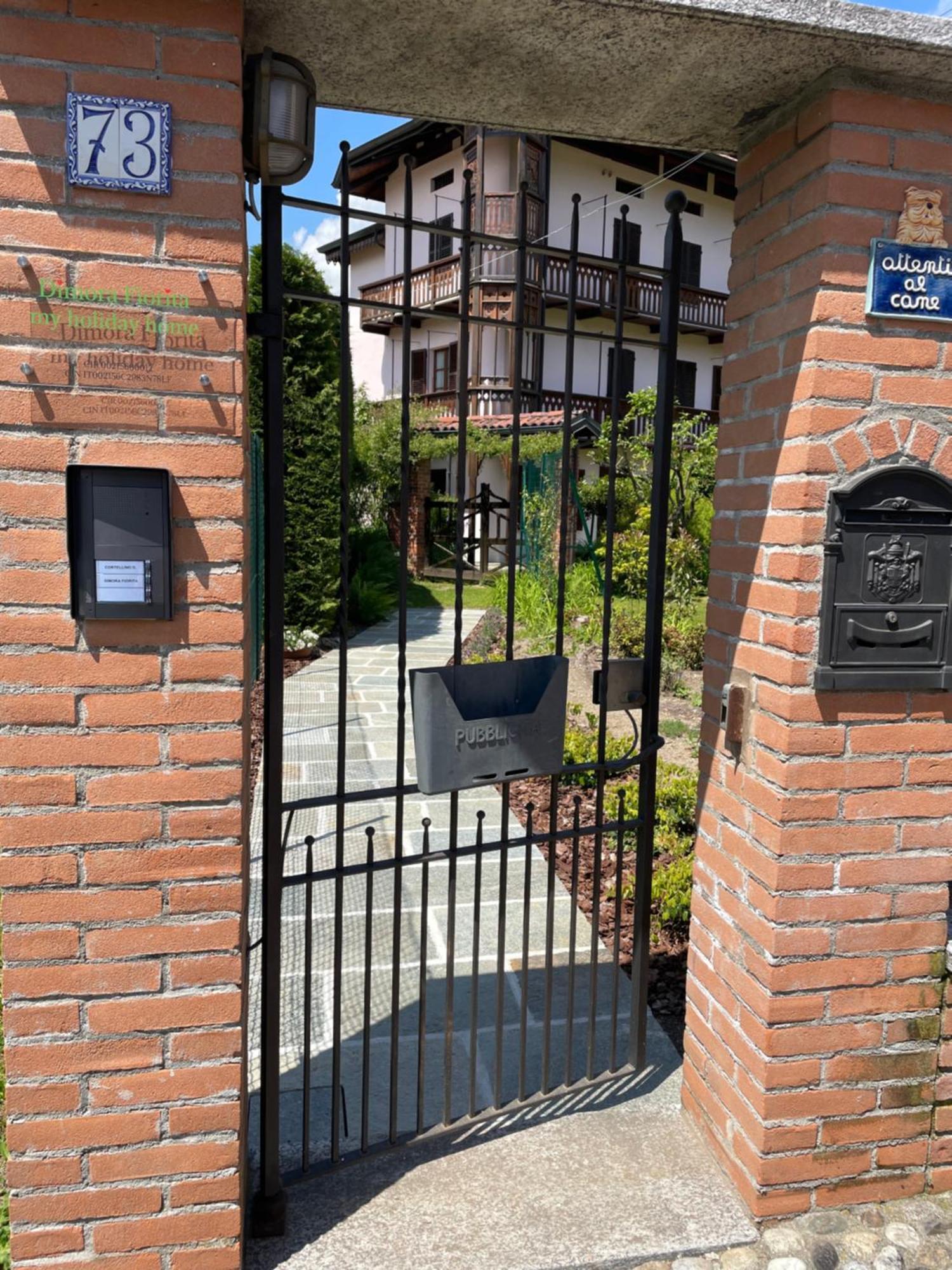 Dimora Fiorita Senior My Holiday Home Varallo Luaran gambar